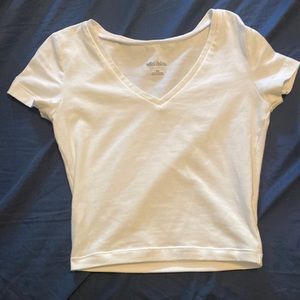 White v neck crop top